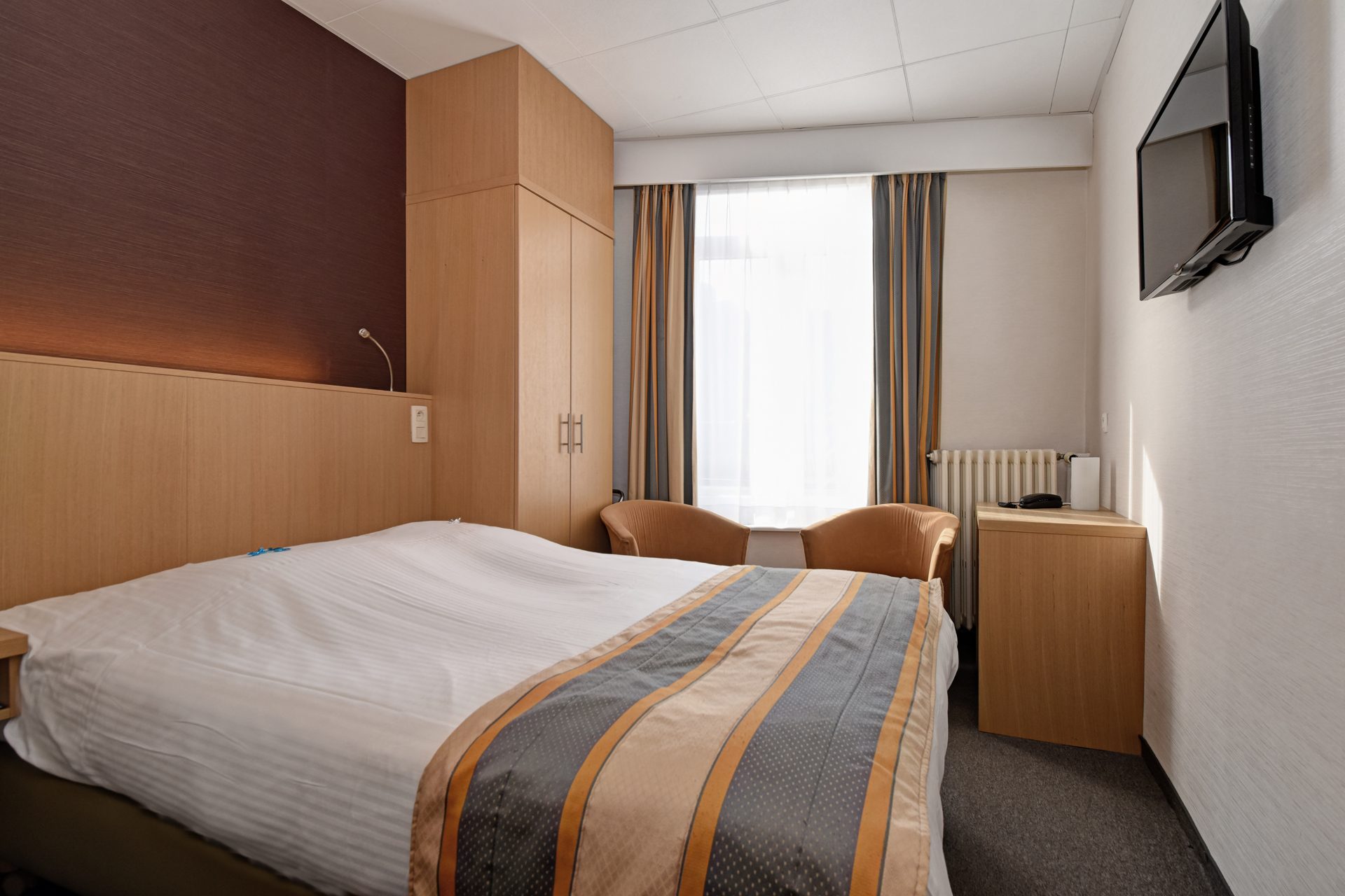 Chambre simple confort - Hotel Du Commerce