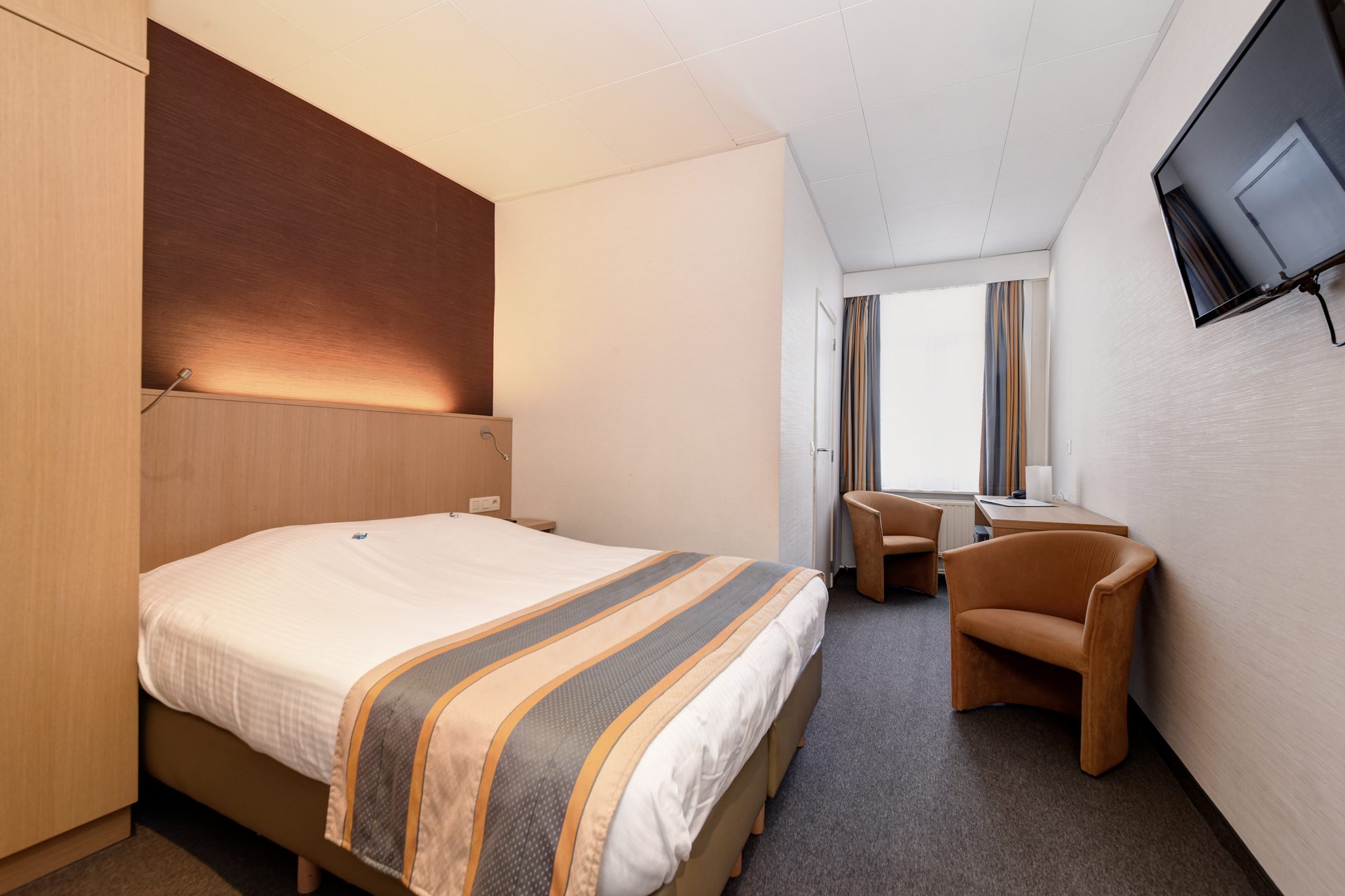 Chambre double confort - Hotel Du Commerce